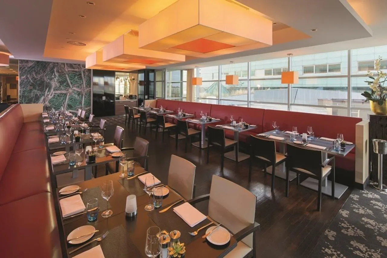 Moevenpick Hotel Amsterdam City Centre