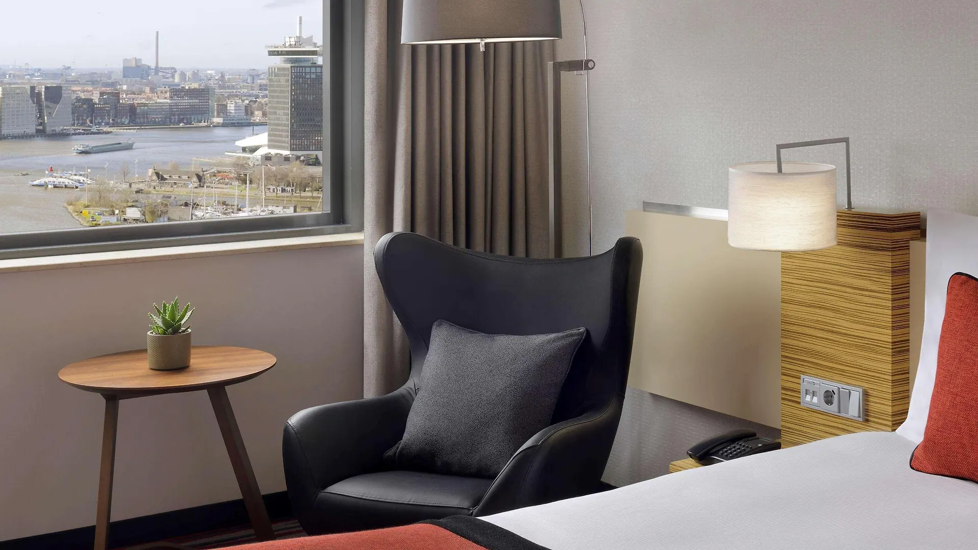 ****  Moevenpick Hotel Amsterdam City Centre Netherlands
