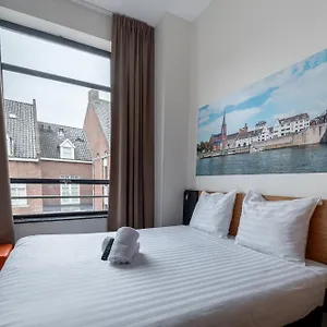 https://easyhotel-maastricht-city-centre.valkenburgaandegeul-hotels.com