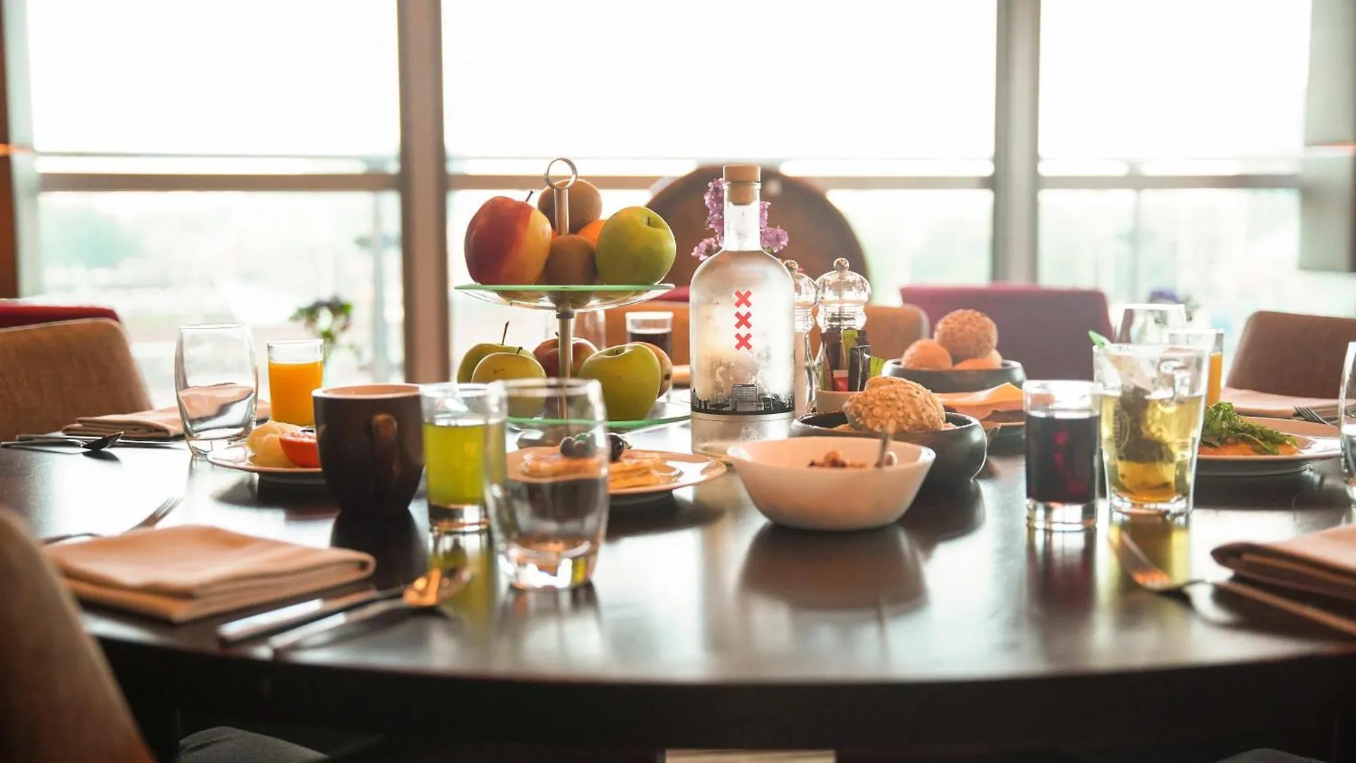 Mövenpick Hotel Amsterdam City Centre