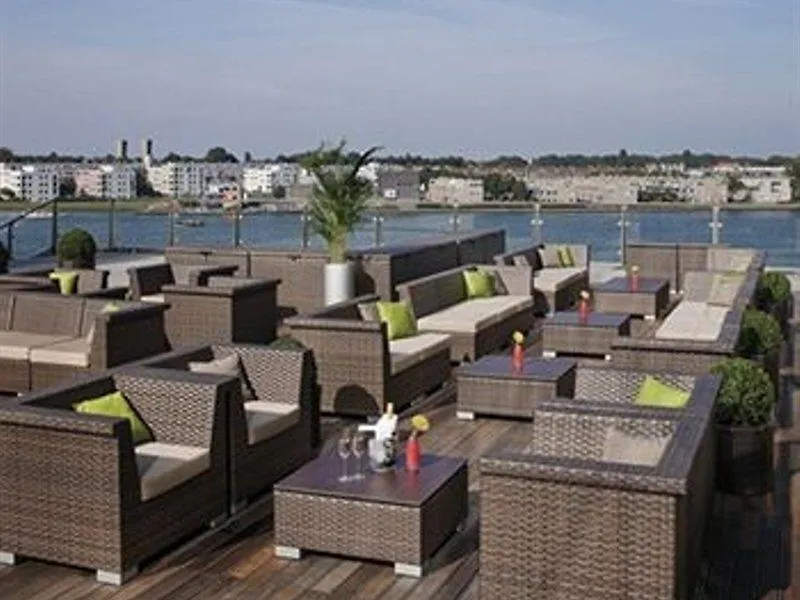 Moevenpick Hotel Amsterdam City Centre