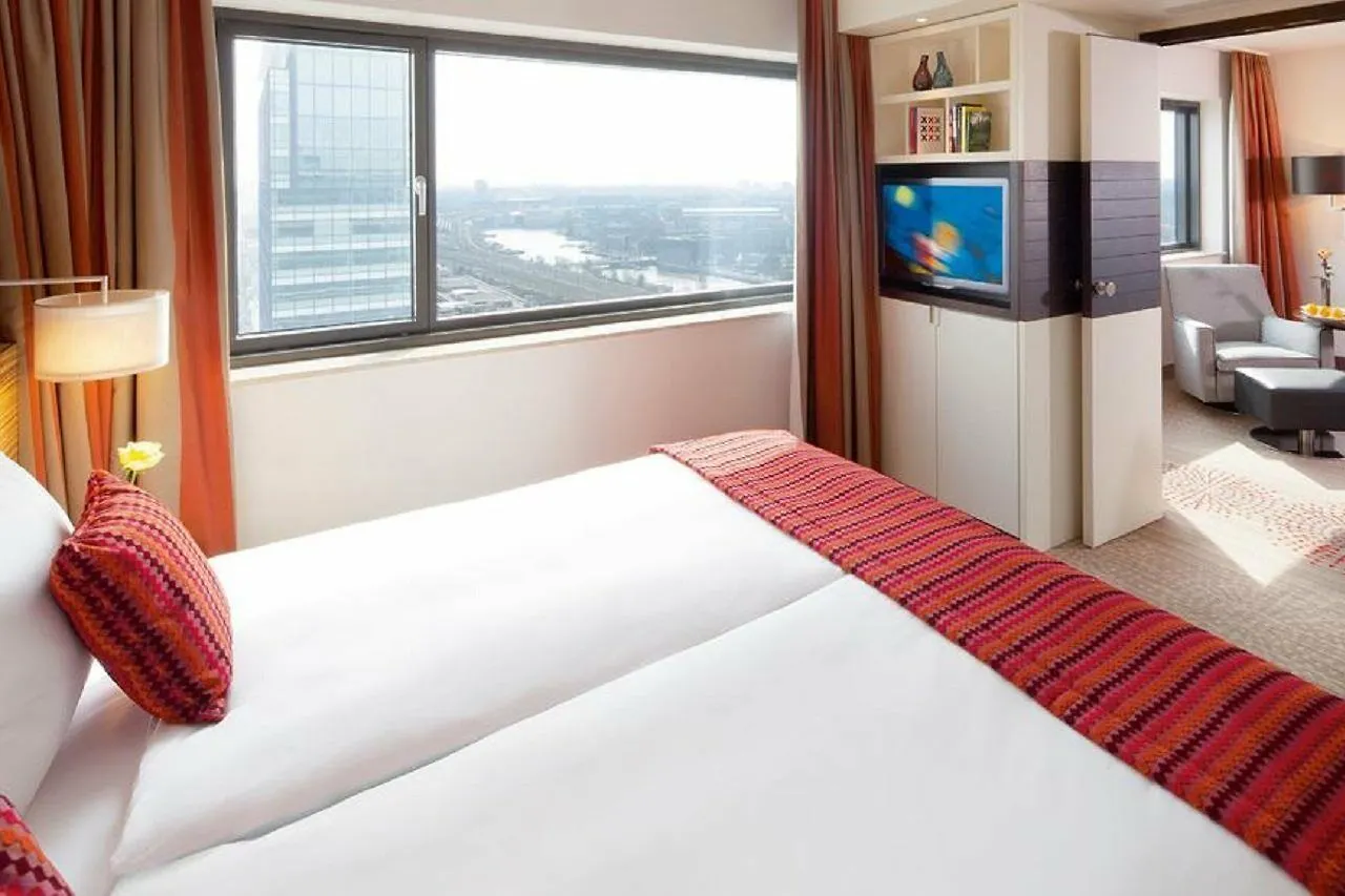 Mövenpick Hotel Amsterdam City Centre