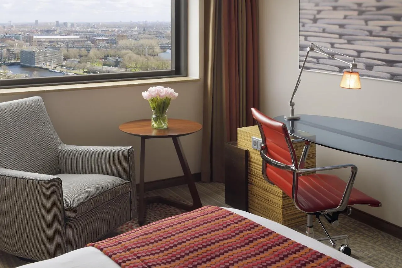 Moevenpick Hotel Amsterdam City Centre 4*,